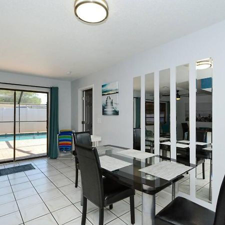 Cozy, Fido-Friendly Pool Home Just 4 Miles To The Beach! 베니스 외부 사진